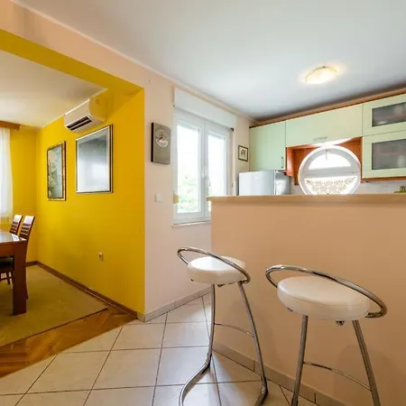 Apartman Sunny Lapad